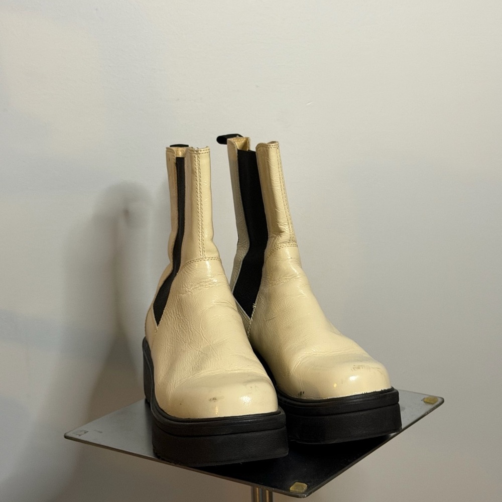 Vagabond Shoemakers Chelsea Boots - Picture 2 of 8